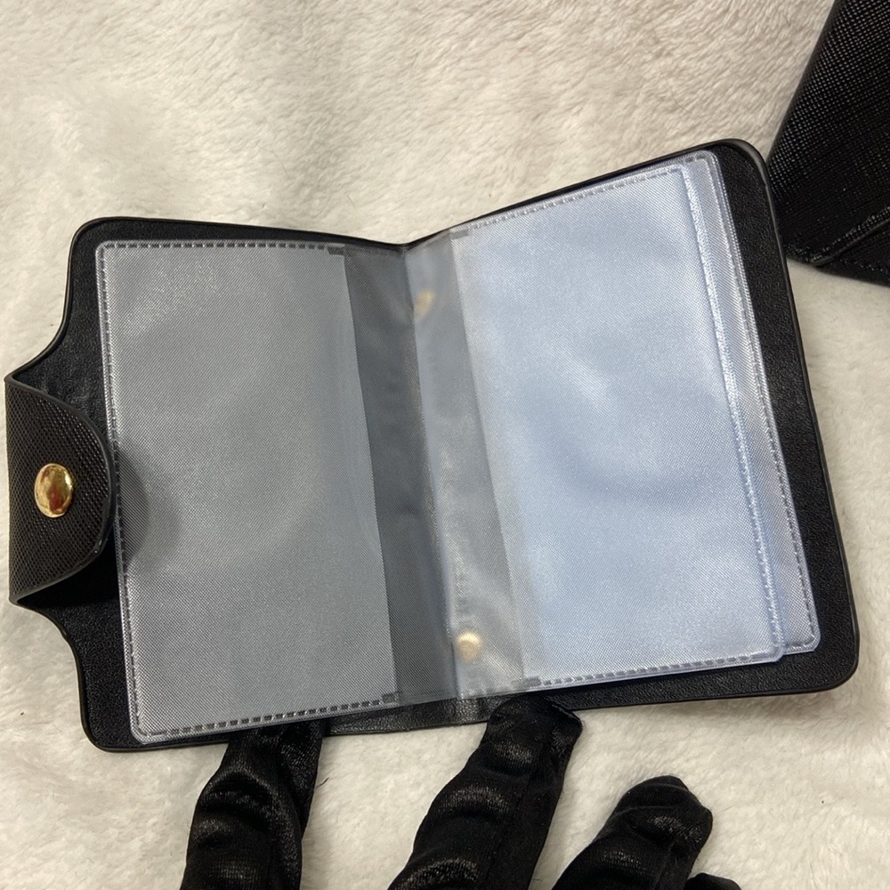 Black clutch and wristlet with card holder - Picture 13 of 15